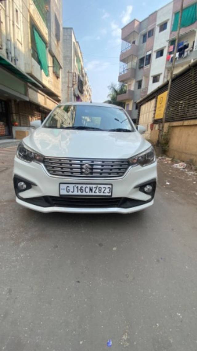 https://images10.gaadi.com/usedgaadi-sellcar/UsedCar/333b0f4d-daa8-459d-b737-8168c414cced/fdb30ce3-1141-4b49-b3c2-e95f02652965.jpeg?imwidth=6400