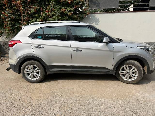 https://images10.gaadi.com/usedgaadi-sellcar/UsedCar/33682026-b6c7-4159-b88c-27aae8c04baa/4e05425c-1332-4d60-b7f8-6266f5c9425f.jpeg?imwidth=6401