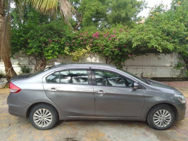 https://images10.gaadi.com/usedgaadi-sellcar/UsedCar/337b448b-9922-4474-8028-f715c8da83f3/9e25fa2b-05cb-4e74-a6a9-f641604bebf5.jpeg?imwidth=6401