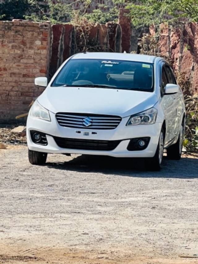 https://images10.gaadi.com/usedgaadi-sellcar/UsedCar/33ae5690-79c0-42e9-9242-6439fc10d9c7/bdc278f7-207e-44da-9333-fbd72e234675.jpeg?imwidth=6400