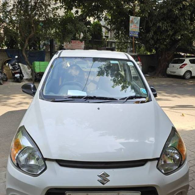 https://images10.gaadi.com/usedgaadi-sellcar/UsedCar/33d12241-5ca6-425a-a27c-84844bba6f61/22bb8fb4-90b7-4c63-a63f-496ef2e1f36b.jpeg?imwidth=6402