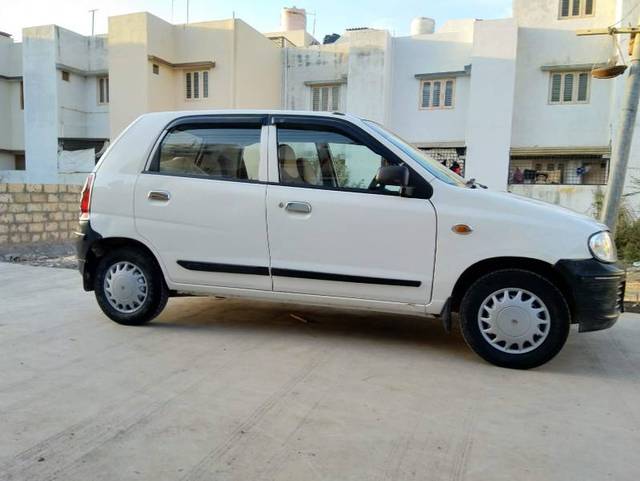 https://images10.gaadi.com/usedgaadi-sellcar/UsedCar/341f4e3f-fa02-45e8-a8c0-4a85a9a5c734/840003fe-0770-496f-846a-e18cef23dc84.jpg?imwidth=6401