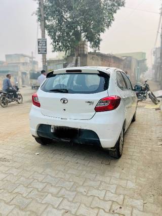 Tata Tiago 2015-2019 Tata Tiago 1.2 Revotron XZ Plus