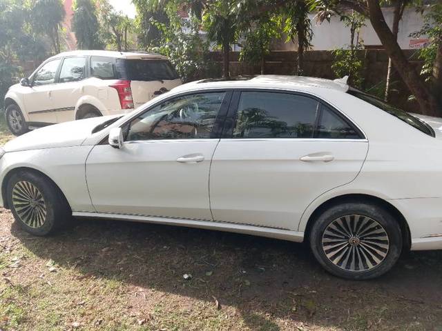 https://images10.gaadi.com/usedgaadi-sellcar/UsedCar/34710f52-e7f3-49da-8e21-46f8a4843bd6/6b038be2-e182-4215-a637-bb453dd54cc6.jpg?imwidth=6400