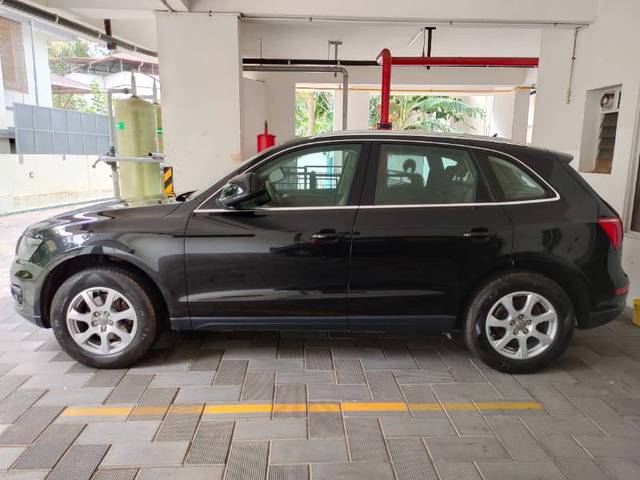 https://images10.gaadi.com/usedgaadi-sellcar/UsedCar/34768e27-c8ed-4f3e-b7e7-0a97378d1a50/5369c301-4e70-4012-ac79-6c77de9868e7.jpg?imwidth=6402