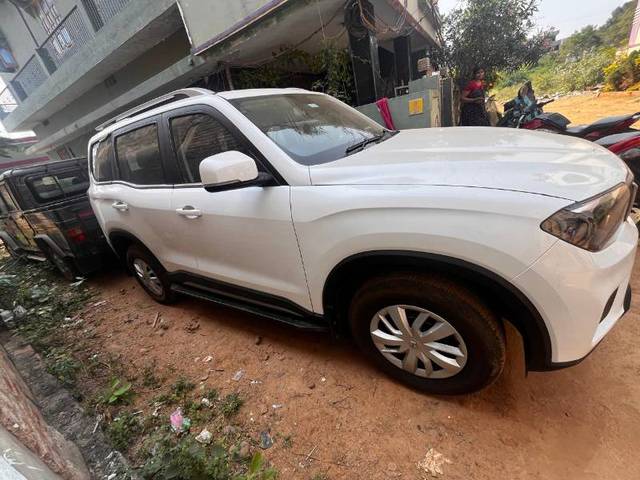 https://images10.gaadi.com/usedgaadi-sellcar/UsedCar/34c61877-5a06-4672-b72b-8f3236748ff8/f72dbfd9-c9a3-4949-ac7b-1f3af2931da0.jpg?imwidth=6401