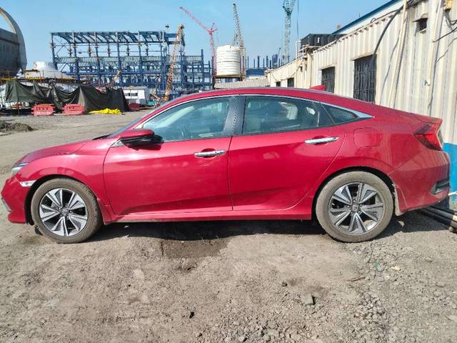 https://images10.gaadi.com/usedgaadi-sellcar/UsedCar/352f2ad8-5be2-42d1-8e1f-4df49bd4ee23/b24ec28c-25cd-45a0-8255-8c662b463c72.jpg?imwidth=6402