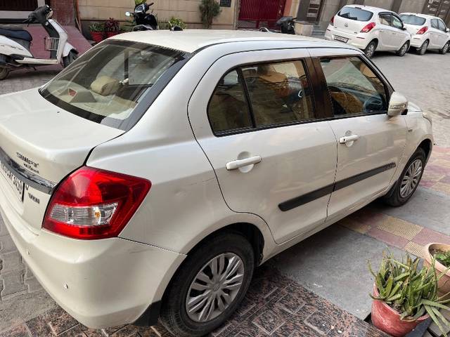 https://images10.gaadi.com/usedgaadi-sellcar/UsedCar/3532bd2e-3ef5-4f95-bac5-fa9294c9cb03/5ba47263-ce97-408c-9b20-41dfc2ca0131.jpeg?imwidth=6402