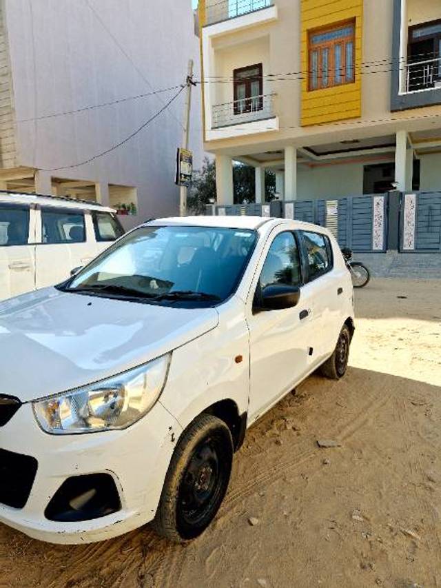 https://images10.gaadi.com/usedgaadi-sellcar/UsedCar/3545ad41-0e05-4bcd-b6f8-c4cda9077928/13433c30-0357-403b-b991-a7726c3c49fc.jpg?imwidth=6402