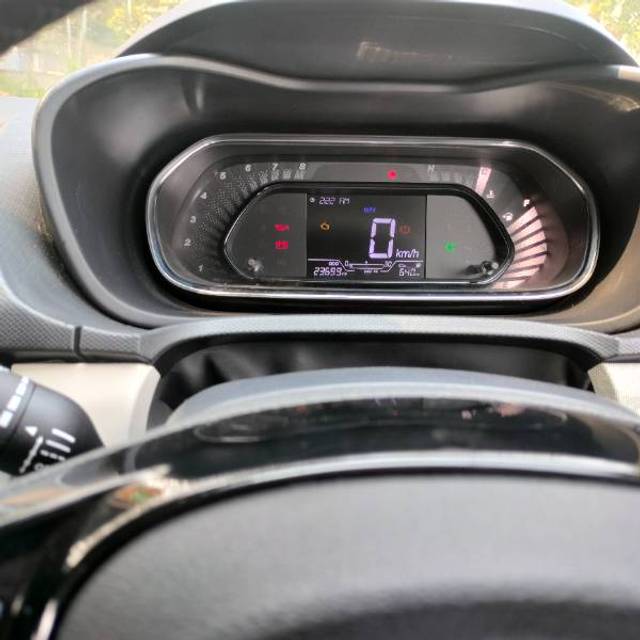 https://images10.gaadi.com/usedgaadi-sellcar/UsedCar/3566fd23-1256-4223-ae05-521878cc5043/36fcd81c-2666-457c-ba5f-aa0d2584dc1a.jpg?imwidth=6402