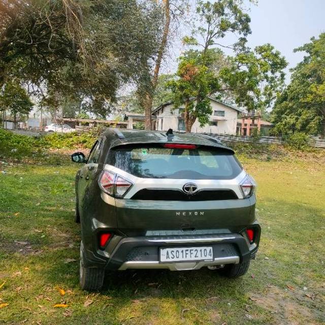 https://images10.gaadi.com/usedgaadi-sellcar/UsedCar/3566fd23-1256-4223-ae05-521878cc5043/bc538c3d-f26e-4199-9f42-a3046980c045.jpg?imwidth=6401