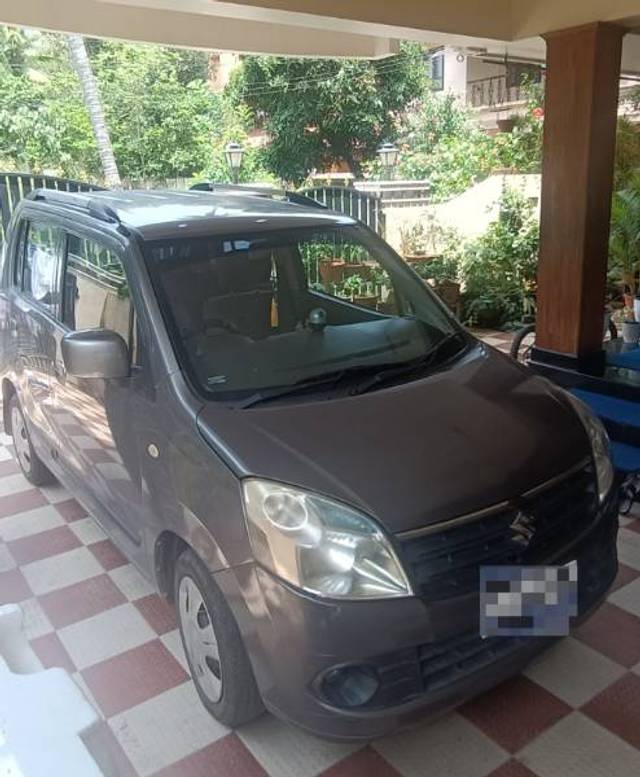 https://images10.gaadi.com/usedgaadi-sellcar/UsedCar/35b3cb9f-dfca-4b3e-8ce0-99fe266535e1/09ebac64-d19b-43af-b668-18c9f28695ab.jpg?imwidth=6402