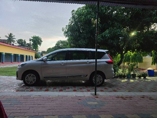 https://images10.gaadi.com/usedgaadi-sellcar/UsedCar/35d01d82-f762-4850-9432-d9470ed3129b/bc0fe012-40fe-4c81-afe5-83672e1c6123.jpg?imwidth=6400