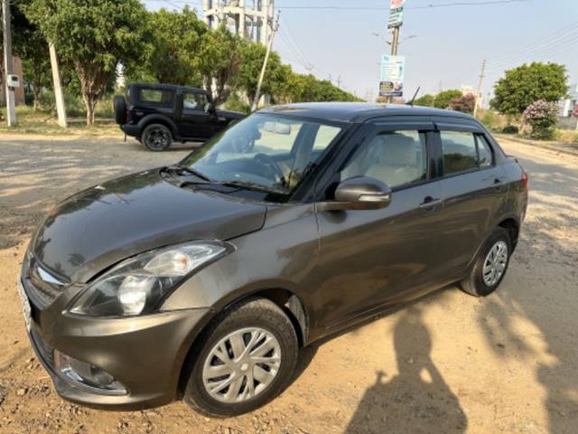 https://images10.gaadi.com/usedgaadi-sellcar/UsedCar/35e51fd6-07c0-4bd9-a2d5-e27e29e5a5db/158246a0-ce8a-4aff-ae52-d6b662377e46.jpg?imwidth=6400