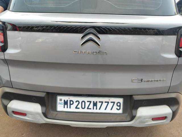 https://images10.gaadi.com/usedgaadi-sellcar/UsedCar/35fe7ed2-41c2-414e-b125-88802df6b856/ca381101-941d-4599-8176-effe3284210e.jpg?imwidth=6402