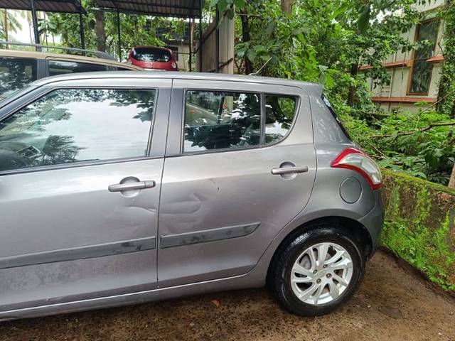 https://images10.gaadi.com/usedgaadi-sellcar/UsedCar/36033b23-4659-42b8-8812-8619431c8ffa/ba60a8f0-84d4-40df-b122-95be0b831afe.jpg?imwidth=6401