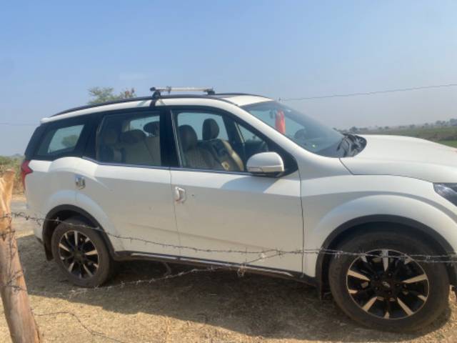 https://images10.gaadi.com/usedgaadi-sellcar/UsedCar/36343376-fa44-4e40-a122-20843de50e46/a021c24e-7ad4-488a-9913-3b97dc239b38.jpeg?imwidth=6401