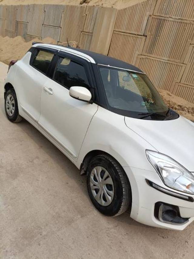 https://images10.gaadi.com/usedgaadi-sellcar/UsedCar/366afdc5-9d94-4cce-b3de-be7fdcdadbe2/53d53f71-55a9-4e47-b5fb-44cca841f68f.jpg?imwidth=6401