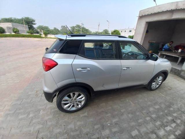 https://images10.gaadi.com/usedgaadi-sellcar/UsedCar/368c69cb-be85-48e9-b5e3-e5ec7b4a3989/2ecf55bb-89ca-43cf-88c8-ab927d74ddf4.jpg?imwidth=6401