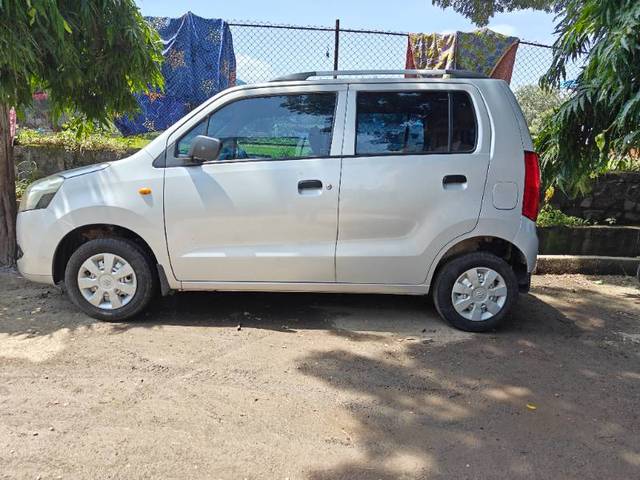 https://images10.gaadi.com/usedgaadi-sellcar/UsedCar/368dcd00-4792-41d5-883f-e40efb287818/29d615f3-e1c5-49b0-80d5-7f2235083c10.jpg?imwidth=6402