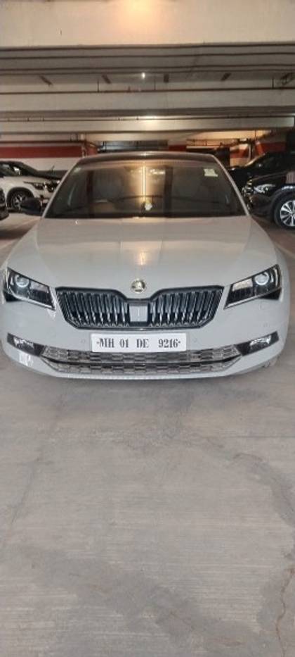 Skoda Superb Style 1.8 TSI AT