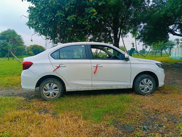 https://images10.gaadi.com/usedgaadi-sellcar/UsedCar/36bcea36-2f2c-48f1-8f05-e0fc1e1552f1/c3a8b459-f378-4e41-a9f4-e847861b7011.jpg?imwidth=6401