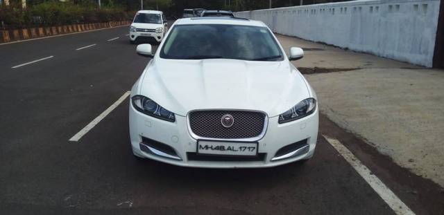 https://images10.gaadi.com/usedgaadi-sellcar/UsedCar/36bde66f-907b-4994-80dd-f199483809b0/565da251-4496-475d-b7e1-74aabef6ba8a.jpeg?imwidth=6400