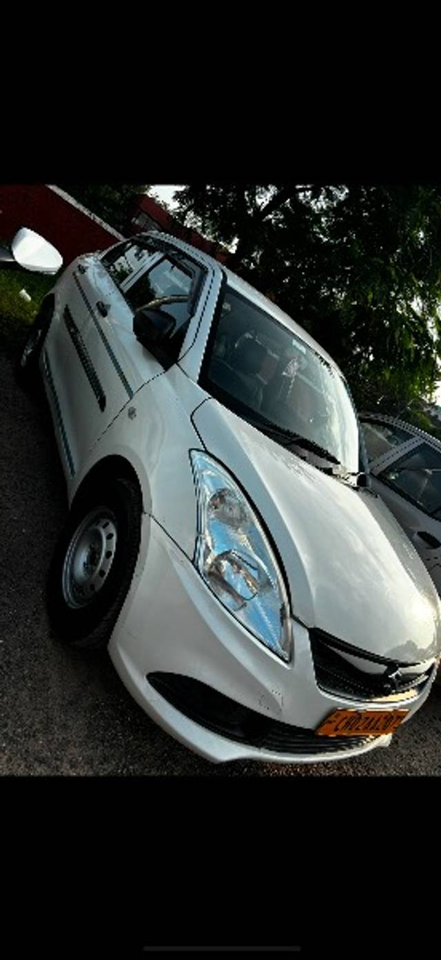 https://images10.gaadi.com/usedgaadi-sellcar/UsedCar/36f2a530-5867-46b5-84f6-18cc46b18727/da92e52c-65bb-4e9a-bc44-2b84d02fca75.png?imwidth=6401