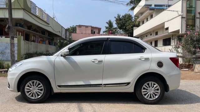 https://images10.gaadi.com/usedgaadi-sellcar/UsedCar/370e135d-3868-43ea-8c06-ffd87b103752/61a012c4-f37b-41fc-af59-e26b79decfcd.jpeg?imwidth=6402