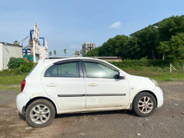 https://images10.gaadi.com/usedgaadi-sellcar/UsedCar/3731051b-51c2-4371-8f29-4f7c5ffa3234/ffbf2018-ba6a-4901-8f8c-10a9d8fbd147.jpeg?imwidth=6401