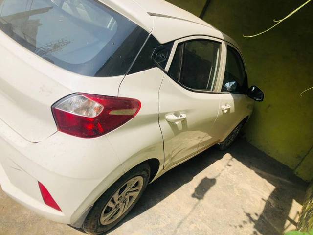 https://images10.gaadi.com/usedgaadi-sellcar/UsedCar/37af5b1c-b4cf-4dd6-b106-c00cb956cb20/a0beea0f-70d3-4278-9d9a-3d93465a68f2.jpg?imwidth=6400