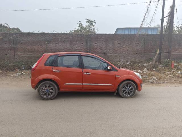 https://images10.gaadi.com/usedgaadi-sellcar/UsedCar/3803ac48-fc08-4105-8f69-ab890dc6c3bd/c56c5ce7-7c90-4f10-905d-278893c1c0d5.jpg?imwidth=6401