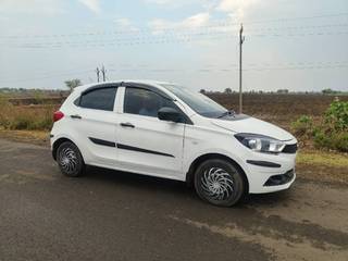 Tata Tiago 2015-2019 Tata Tiago 1.2 Revotron XE