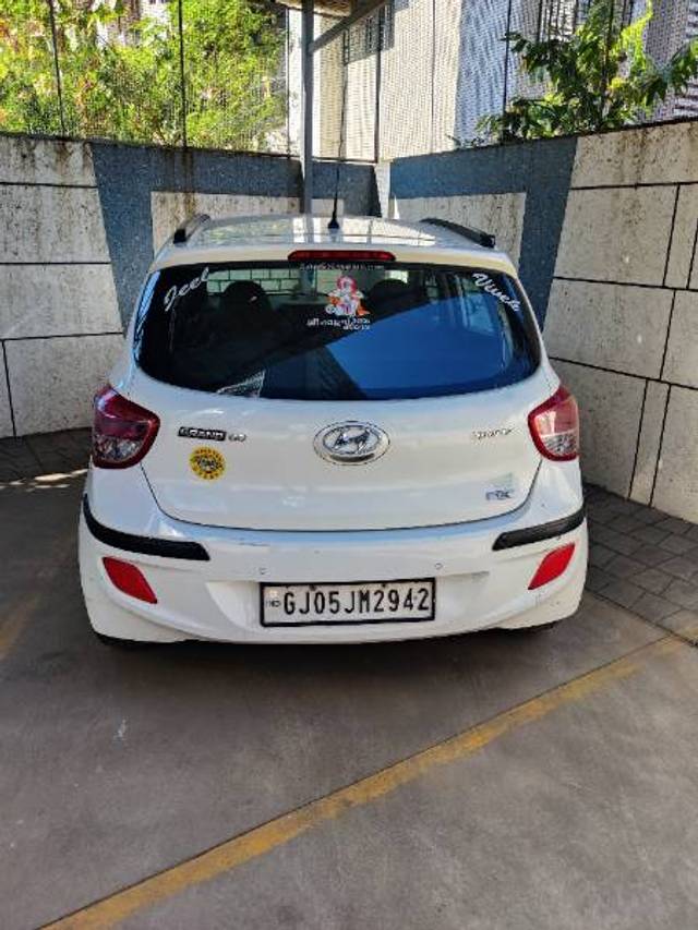 https://images10.gaadi.com/usedgaadi-sellcar/UsedCar/38c48486-51ef-4eb7-b826-3dae4a3193a0/be646cde-9aa8-48a0-8a60-ab453e70ce8c.jpg?imwidth=6401