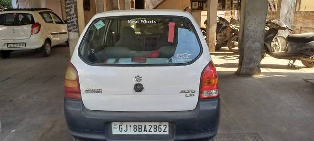 https://images10.gaadi.com/usedgaadi-sellcar/UsedCar/3935663e-0fee-4739-ba50-62a844d645a1/e39644a8-6e9d-4c02-ae19-7ed8850809ad.jpg?imwidth=6402