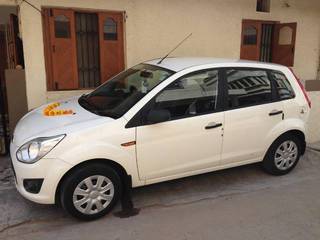 Ford Figo 2012-2015 Ford Figo Petrol EXI