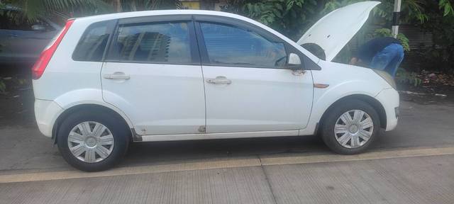 https://images10.gaadi.com/usedgaadi-sellcar/UsedCar/397f7d6e-e251-4b69-8e6c-2942b7f08a5e/97f86936-7b04-4ee4-ac73-61ff094c3712.jpg?imwidth=6400