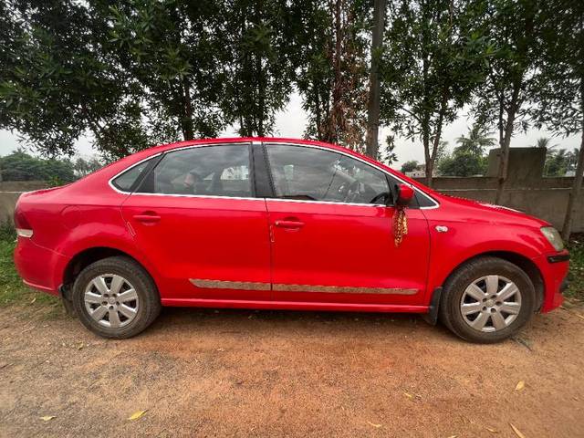 https://images10.gaadi.com/usedgaadi-sellcar/UsedCar/3991fead-7b8c-4207-a0b7-00f25bdffbc0/a9188a8e-8cc4-407a-ab05-f5038d6b342d.jpeg?imwidth=6401