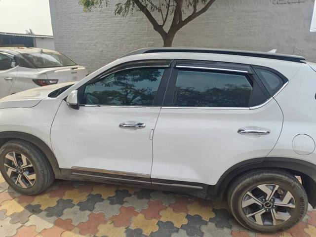 https://images10.gaadi.com/usedgaadi-sellcar/UsedCar/39ebc20d-1be8-4688-8fa9-e74a77148e76/6c5dacd0-0180-4c23-b5b3-6f6c2dd8eae1.jpg?imwidth=6402