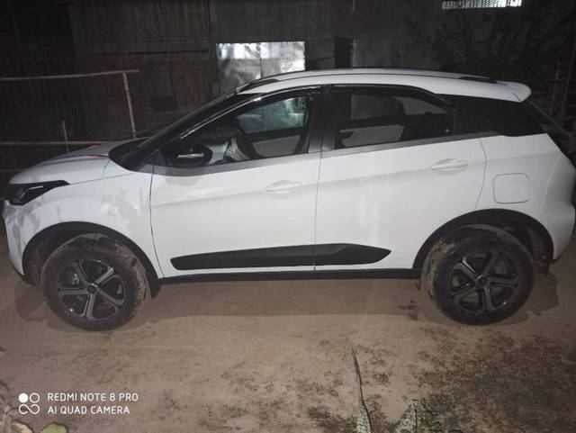 https://images10.gaadi.com/usedgaadi-sellcar/UsedCar/3a2009b3-c492-4ef7-a82a-60fe9ba71da7/e7293f81-7ff5-4634-8645-4836fc1ae2ae.jpg?imwidth=6400