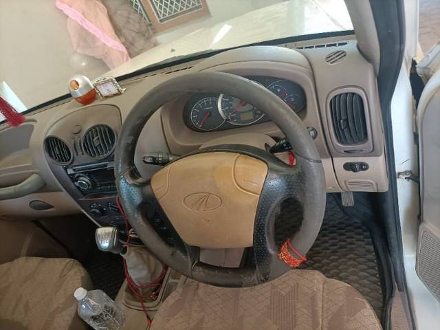 https://images10.gaadi.com/usedgaadi-sellcar/UsedCar/3a50ee27-b6b7-458c-8dfb-7e3ecd3e7642/e5618a9f-ab63-41d6-bd99-07884ce16d46.jpg?imwidth=6402