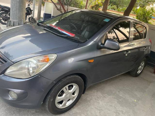https://images10.gaadi.com/usedgaadi-sellcar/UsedCar/3a7beb8b-6e36-413d-a368-efdc12dbf2d5/1da2673f-1b47-4af8-82f9-69a4fb985806.jpeg?imwidth=6401