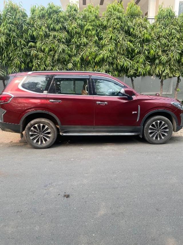 https://images10.gaadi.com/usedgaadi-sellcar/UsedCar/3a93298a-ec01-42d7-b605-38dff5110415/ee615858-c614-46fb-bce9-010b4622b68a.jpeg?imwidth=6401