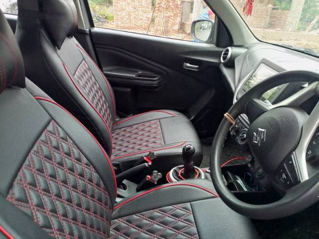 https://images10.gaadi.com/usedgaadi-sellcar/UsedCar/3ab9559d-ad33-453c-a6f9-924d25f4f176/31af5ce1-587c-482c-ae81-eb96fbc8490d.jpg?imwidth=6402