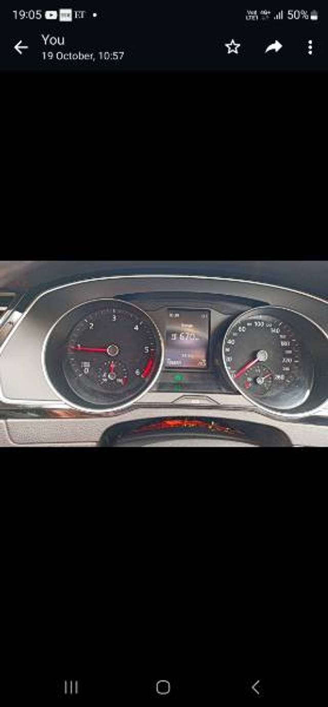 https://images10.gaadi.com/usedgaadi-sellcar/UsedCar/3ac01c55-8f24-4221-a0d8-9f1f022dc040/7d2adb7c-3387-494a-a98b-e9fbd811749f.jpg?imwidth=6401