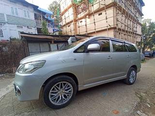 Toyota Innova 2012-2013 Toyota Innova 2.5 G (Diesel) 8 Seater