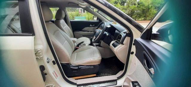 https://images10.gaadi.com/usedgaadi-sellcar/UsedCar/3b3d222e-4ff1-47c6-8f0c-a584d2ef501a/5128a4b2-b482-47fa-beb8-8fd87b66cff9.jpg?imwidth=6402
