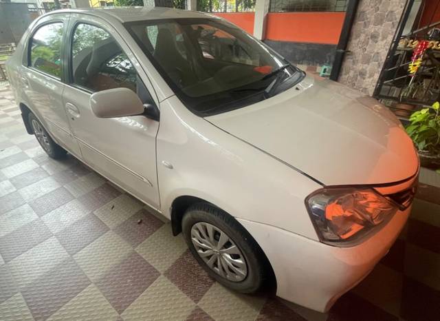 https://images10.gaadi.com/usedgaadi-sellcar/UsedCar/3b83bce8-220f-4d9c-a3ef-711e5608432e/12e0183e-48b6-4c4a-889d-0447d478fd24.jpeg?imwidth=6400