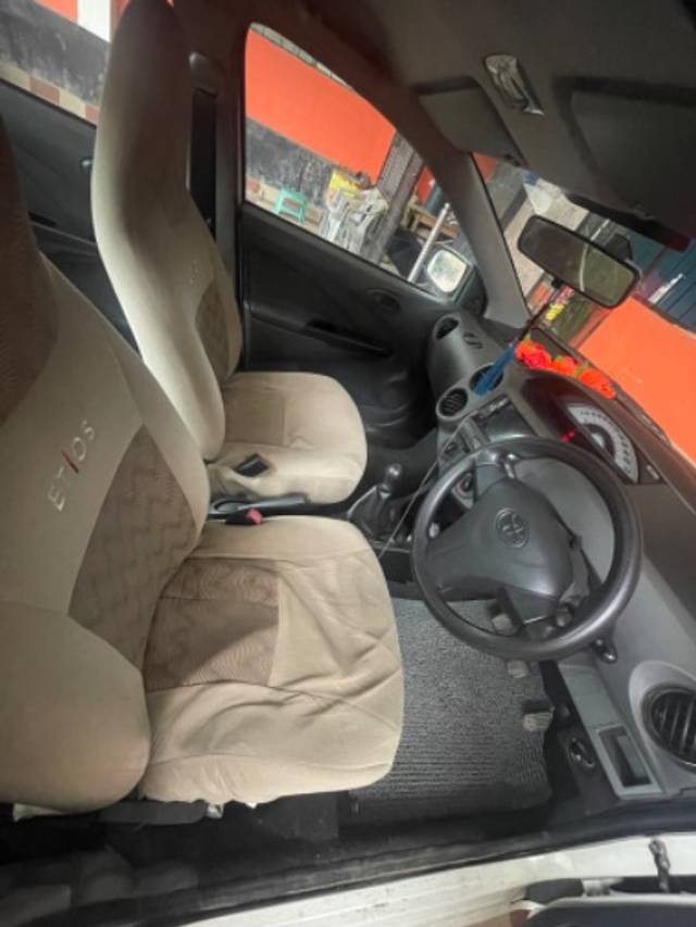 https://images10.gaadi.com/usedgaadi-sellcar/UsedCar/3b83bce8-220f-4d9c-a3ef-711e5608432e/fe41abce-9e5b-4261-b173-0ced2700e8d5.jpeg?imwidth=6402