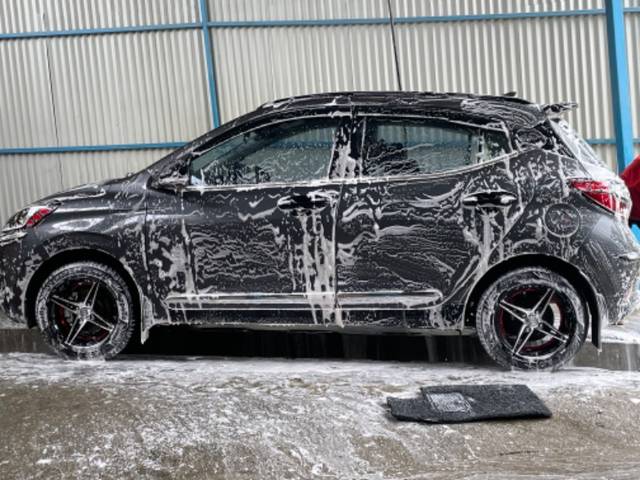 https://images10.gaadi.com/usedgaadi-sellcar/UsedCar/3b8c1ad7-c5aa-417d-b6d9-f86e61547cd4/6f16e7a9-1ab2-4474-ad71-d470066f7154.jpeg?imwidth=6402